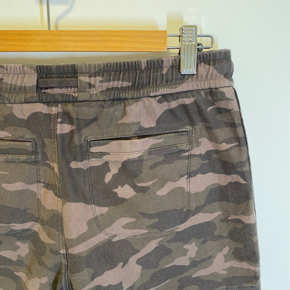 Athleta Farallon Short Women 0T Brown Camo Excellent Drawstring Utility Pockets - Picture 5 of 8